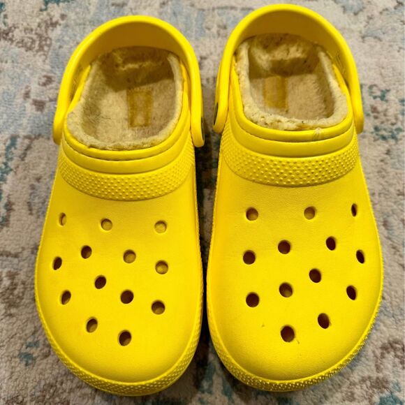 Crocs Fleece-Lined Yellow Crocs women’s size 9 / men’s size 7 - Picture 2 of 10